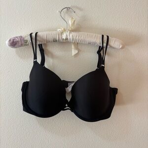 Victoria’s Secret Demi Black Bra